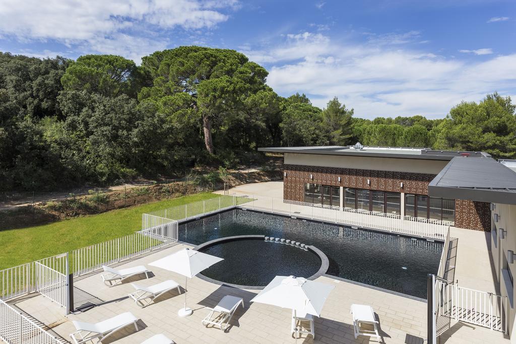 Residhotel Residence Pont Du Gard Ремулан Екстериор снимка