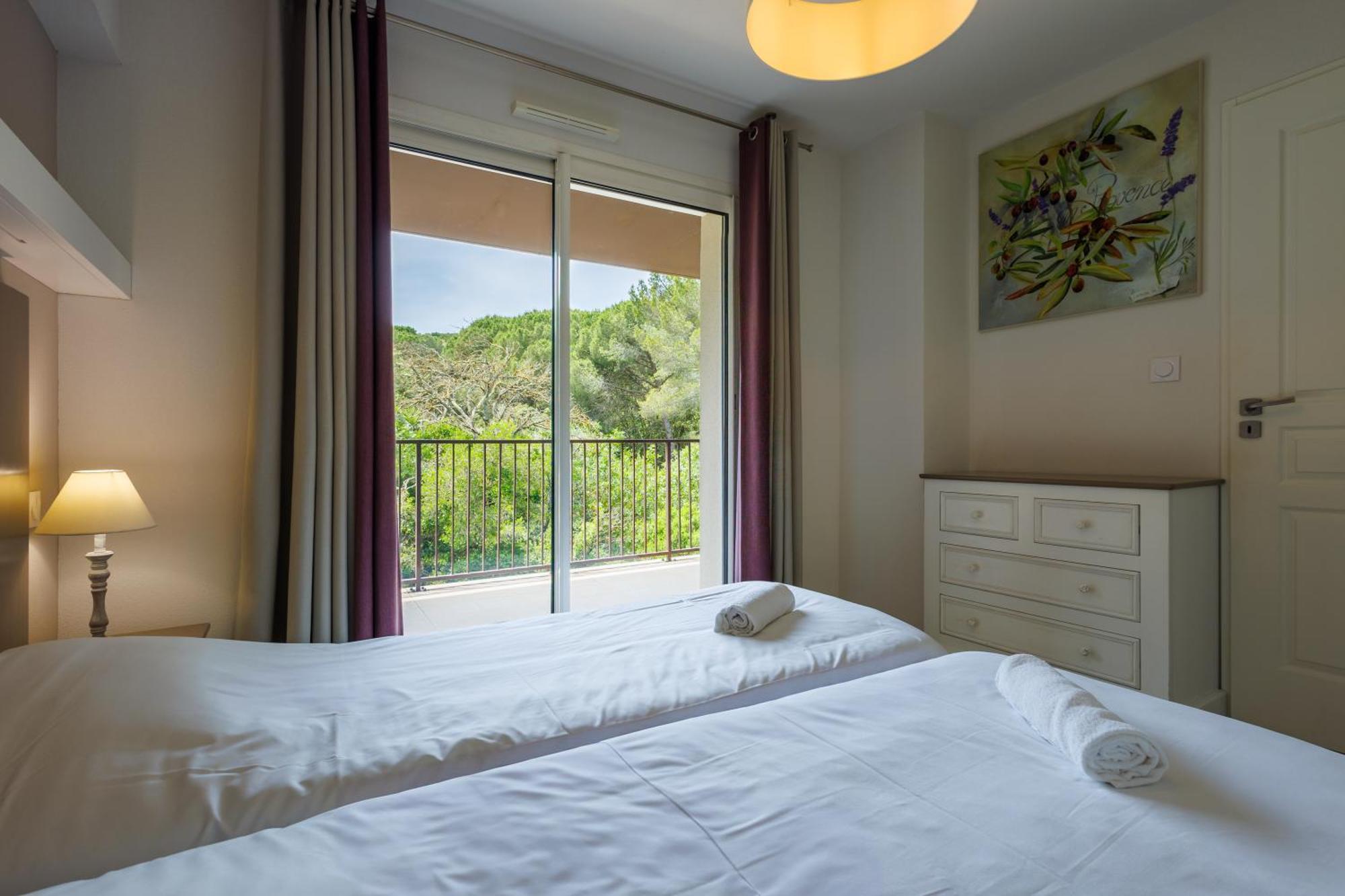 Residhotel Residence Pont Du Gard Ремулан Екстериор снимка