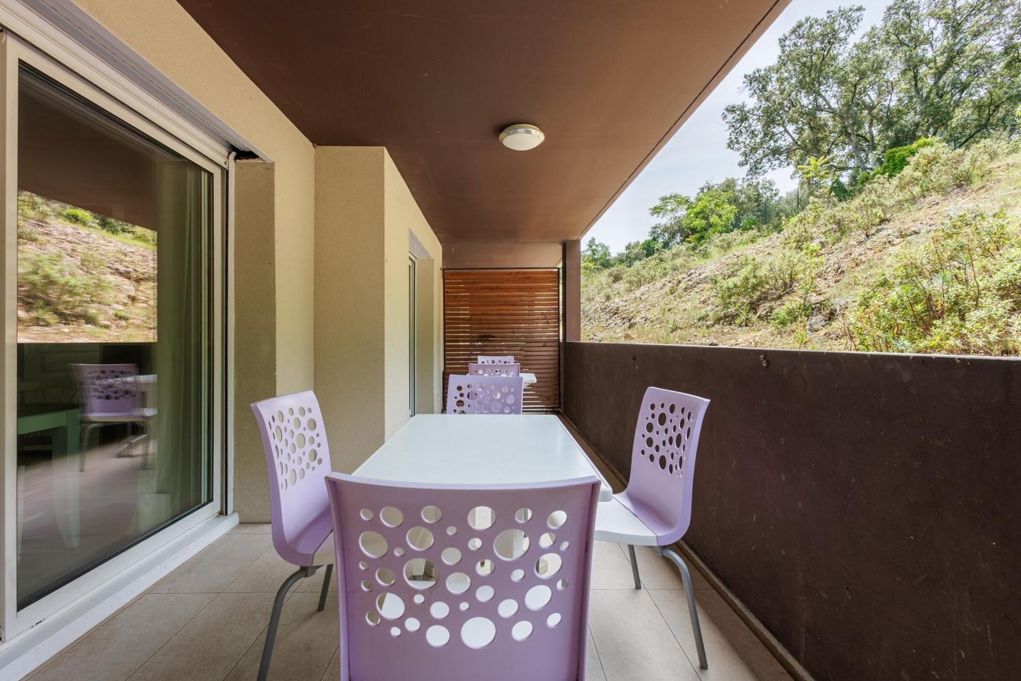 Residhotel Residence Pont Du Gard Ремулан Екстериор снимка