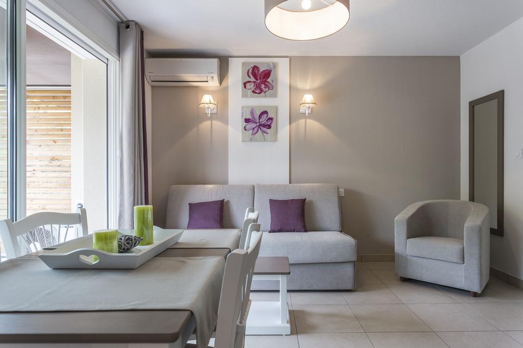 Residhotel Residence Pont Du Gard Ремулан Стая снимка