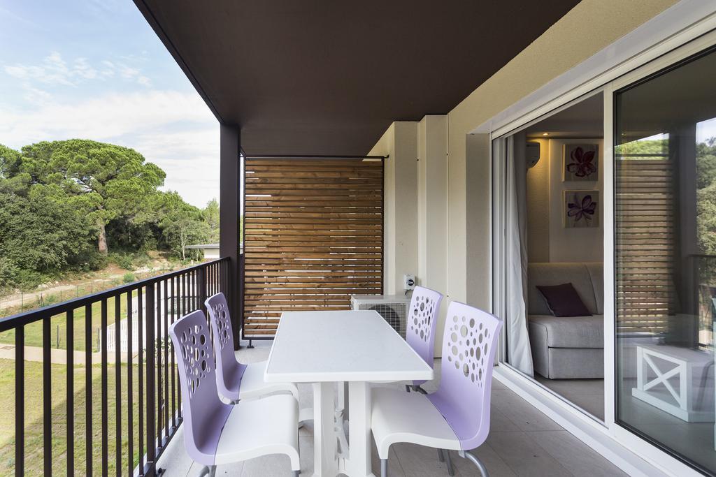 Residhotel Residence Pont Du Gard Ремулан Стая снимка