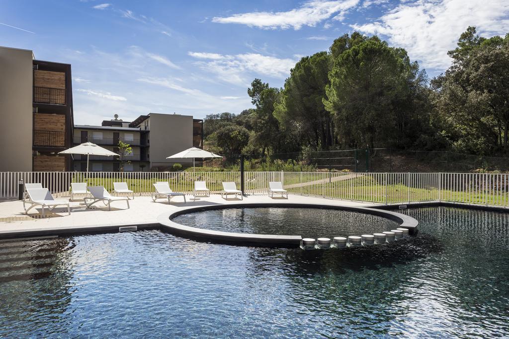 Residhotel Residence Pont Du Gard Ремулан Екстериор снимка