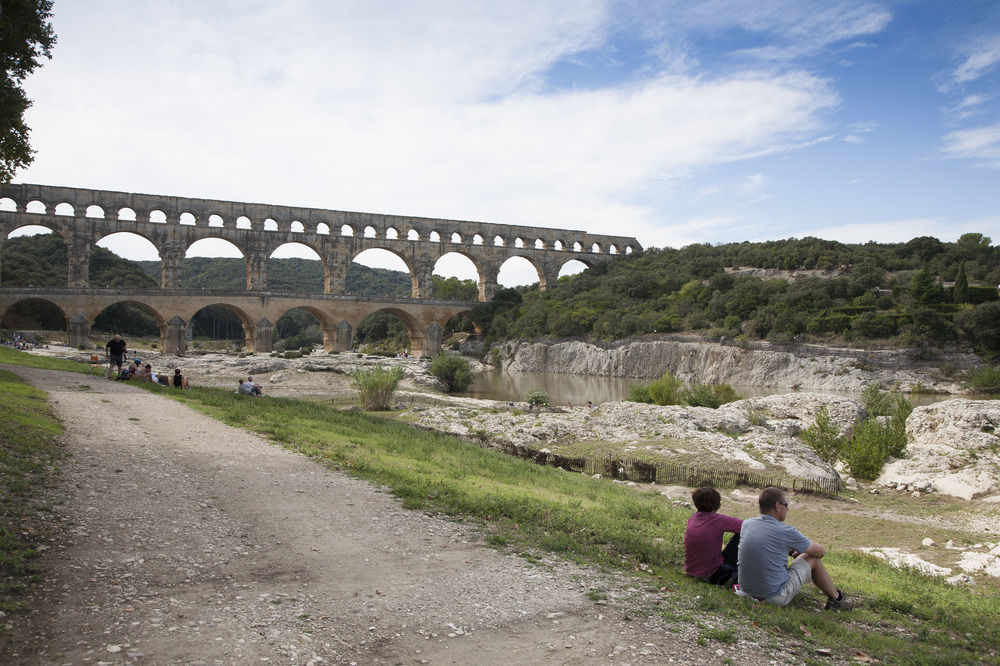 Residhotel Residence Pont Du Gard Ремулан Екстериор снимка