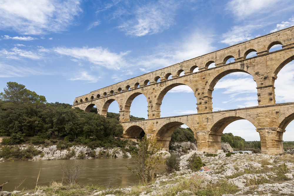 Residhotel Residence Pont Du Gard Ремулан Екстериор снимка